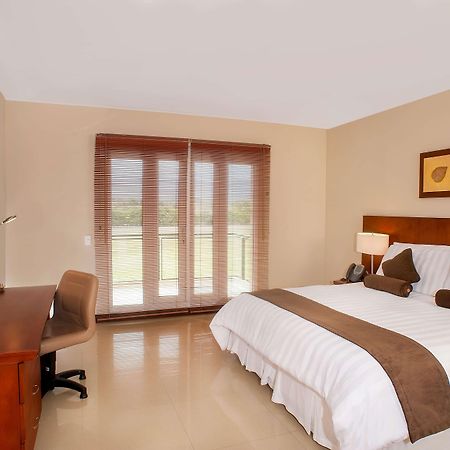 Wyndham Garden Villavicencio Rnt 26993 Restrepo  Ngoại thất bức ảnh
