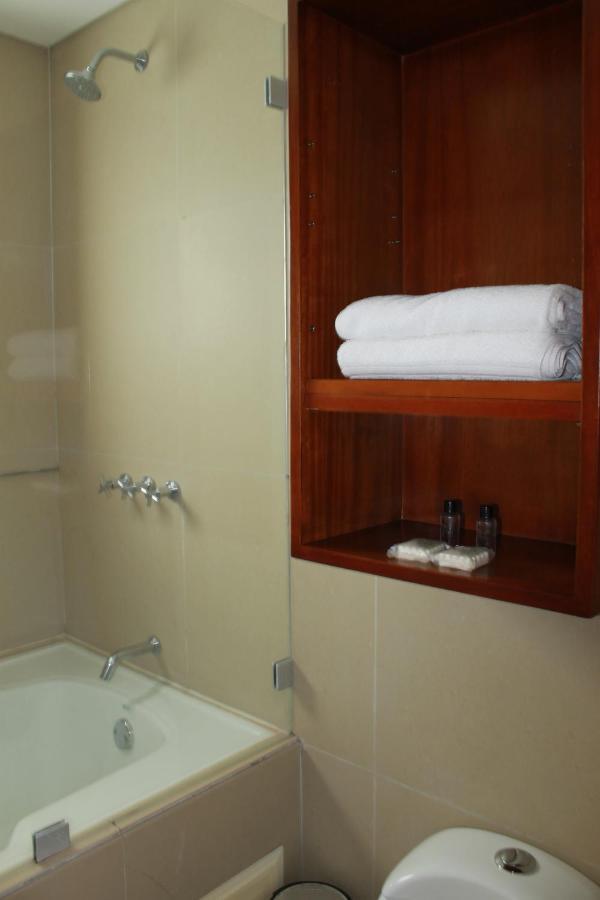 Wyndham Garden Villavicencio Rnt 26993 Restrepo  Phòng bức ảnh