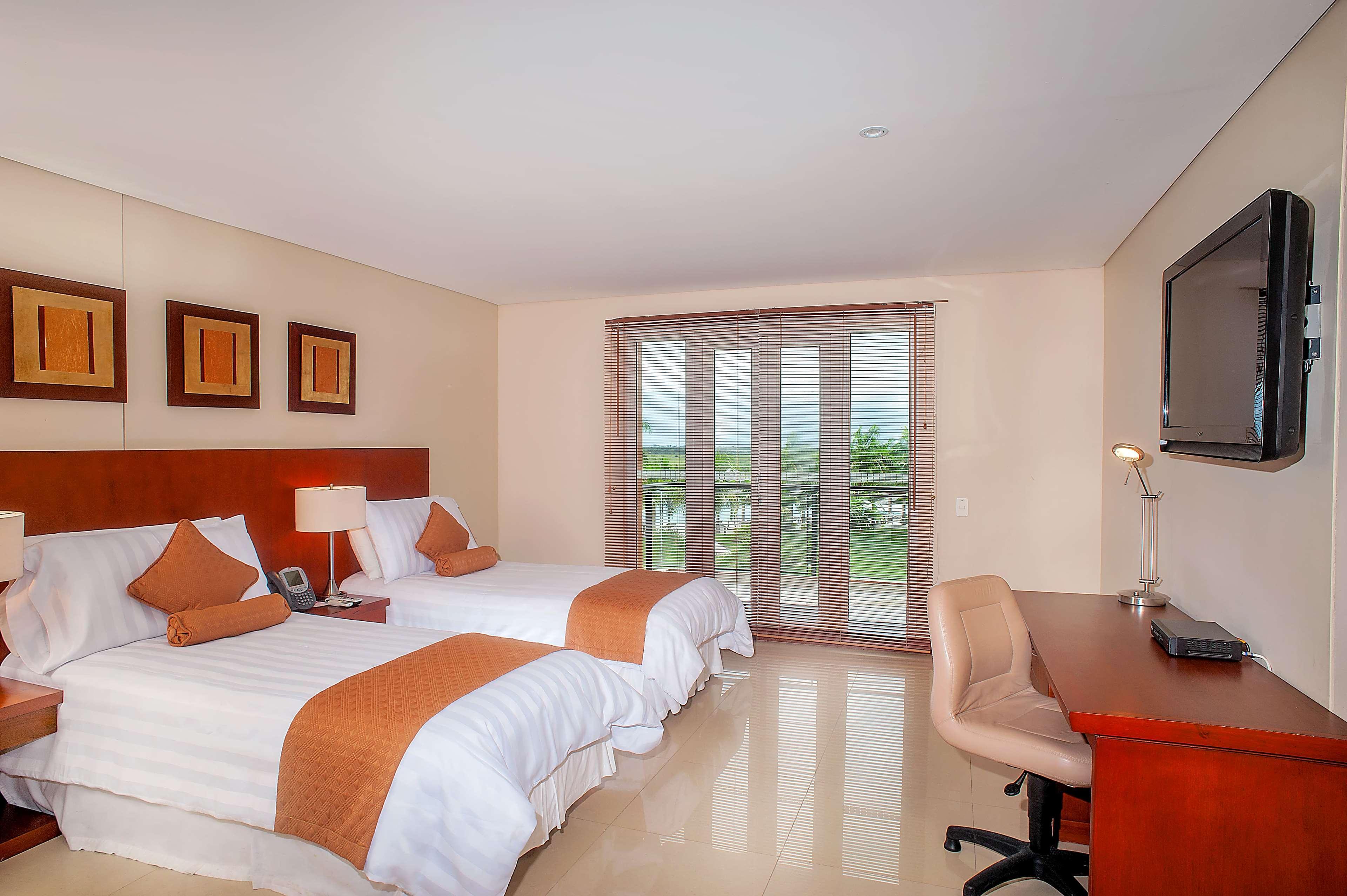 Wyndham Garden Villavicencio Rnt 26993 Restrepo  Ngoại thất bức ảnh